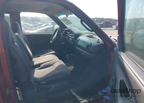 1999 Dodge Ram 1500 z USA, uszkodzony, nr VIN 3B7HC12Y3XG136549